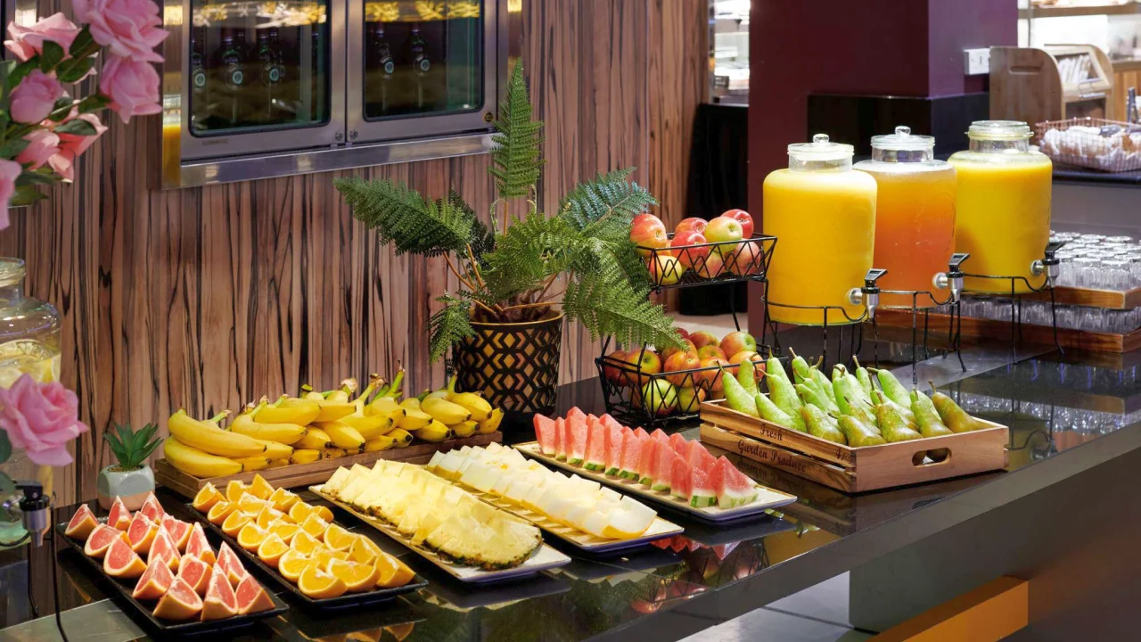 Novotel London West